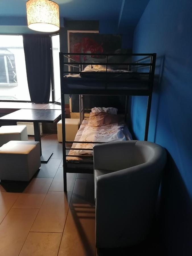 Hostel Pacific Ocean Częstochowa Екстериор снимка